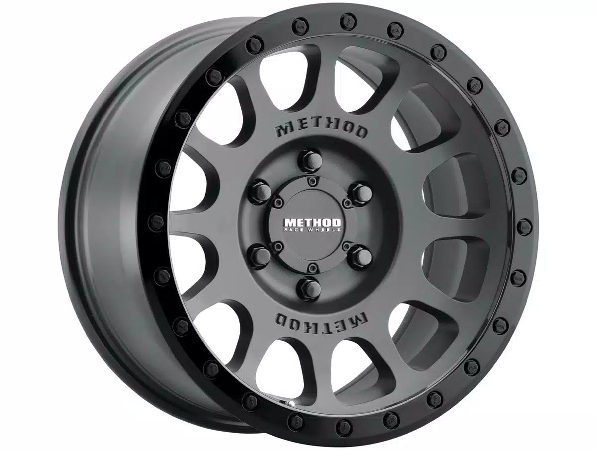 Method MR305 NV 17x8.5 0mm Offset 8x6.5 130.81mm CB Matte Black/Gloss Black Wheel