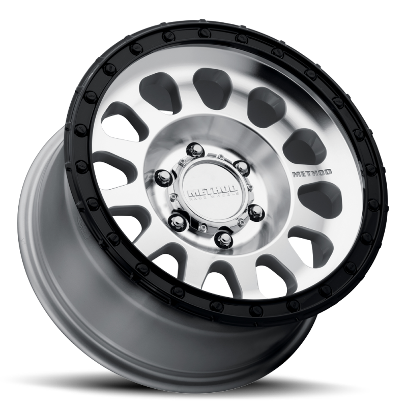 Method MR315 18x9 +18mm Offset 6x5.5 106.25mm CB Machined Wheel - Gloss Black Lip
