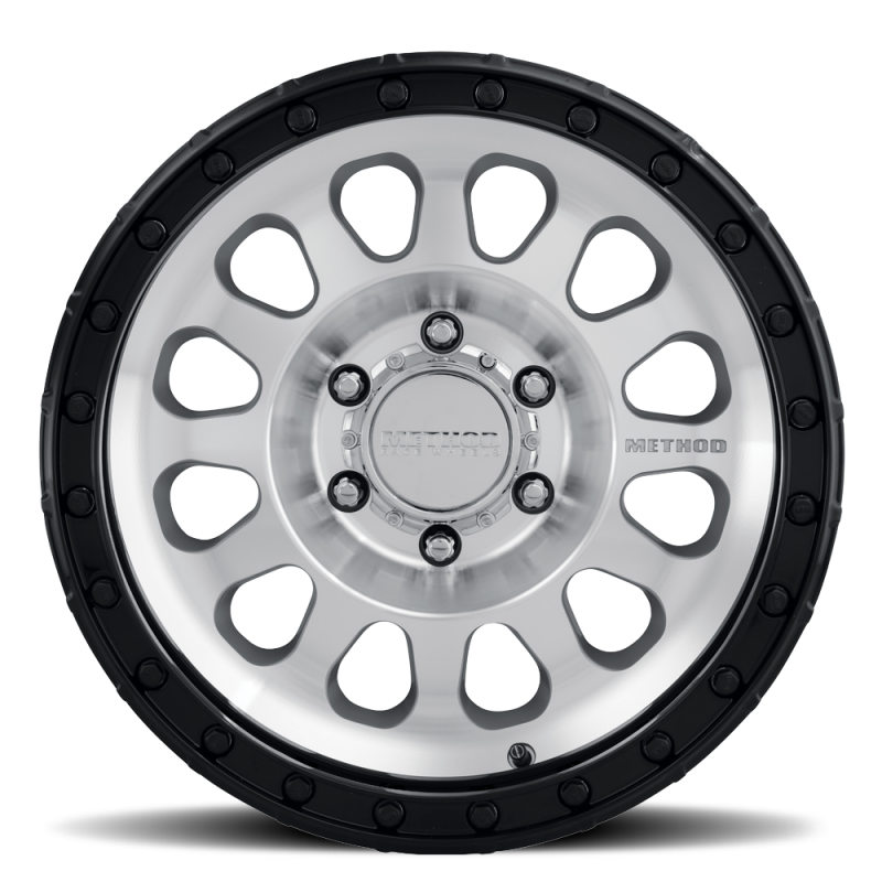 Method MR315 18x9 +18mm Offset 6x5.5 106.25mm CB Machined Wheel - Gloss Black Lip