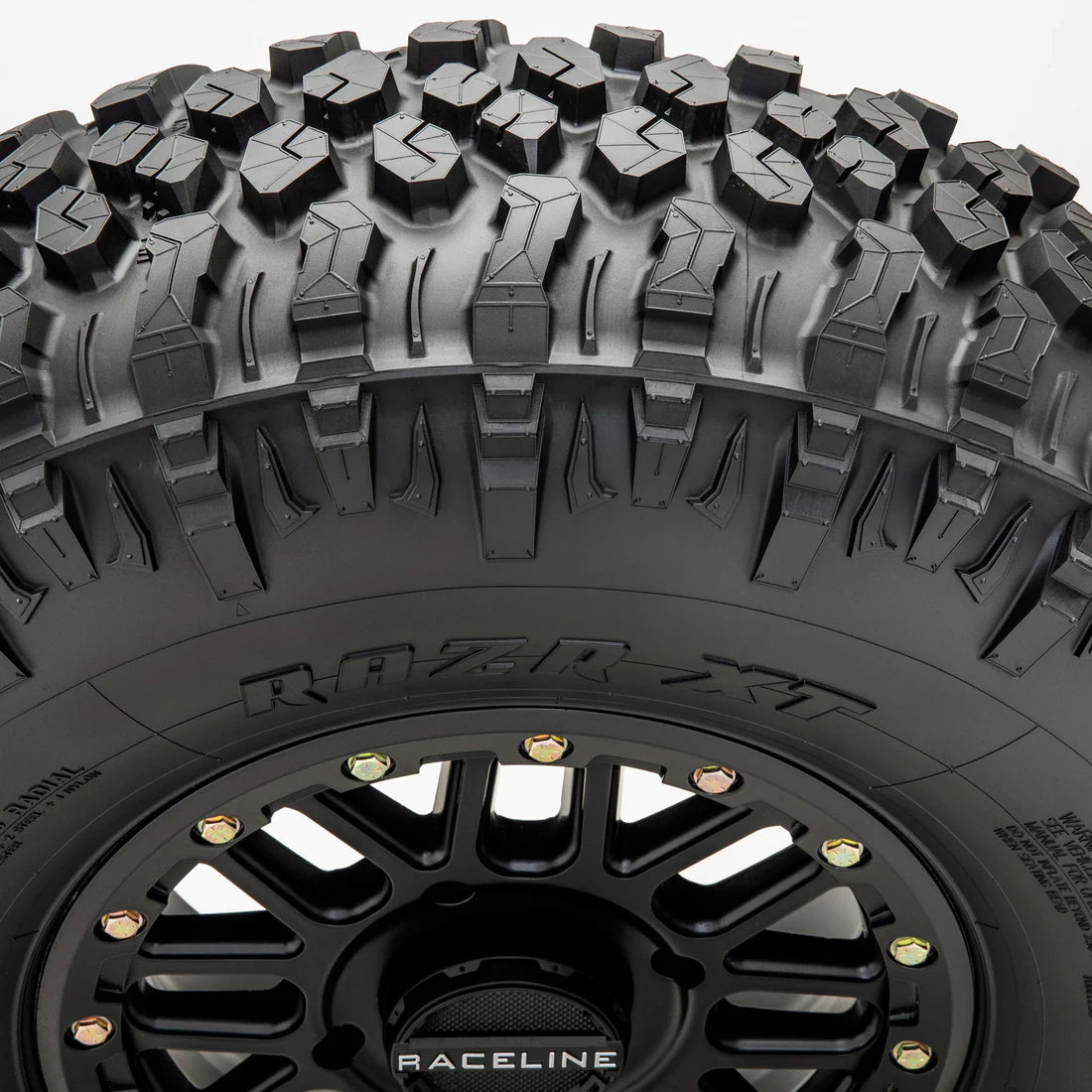 Maxxis Razr XT Tire - 32X10R15 8PR