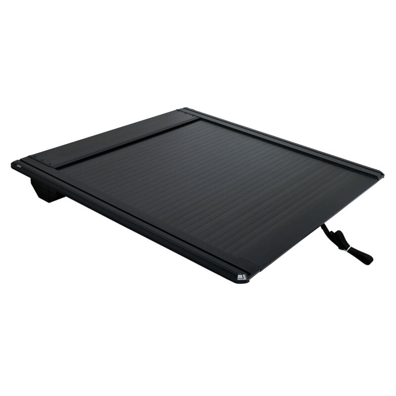 Westin 24-26 Toyota Tacoma 5ft Bed Manual Retractable Tonneau Cover - Black
