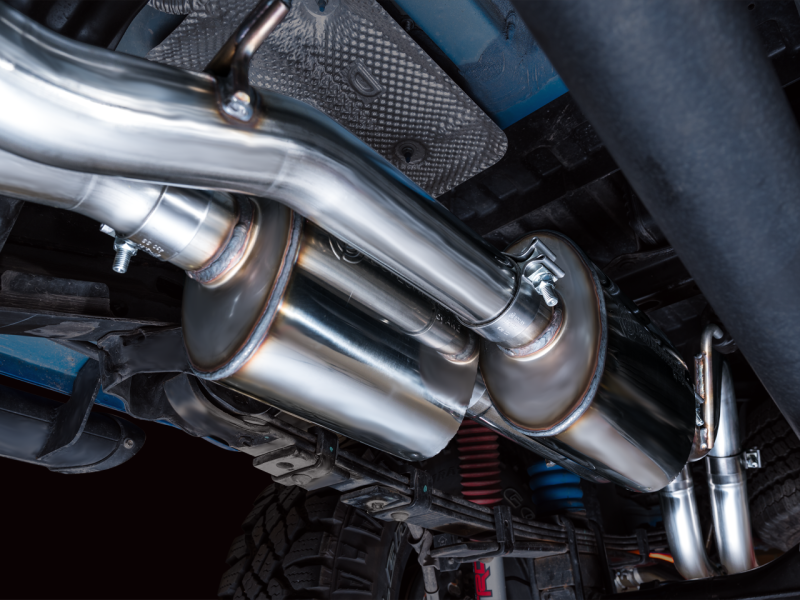 AWE Tuning 0FG Catback Exhaust w/BashGuard Dual Diamond Black Tips for 16-22 Toyota Tacoma 3015-33826