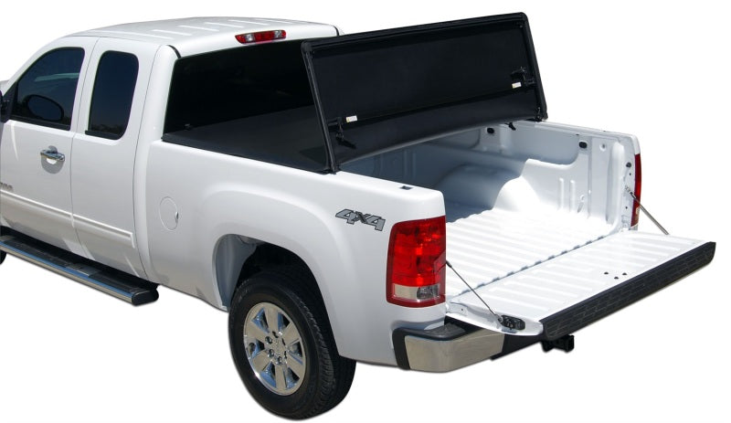 Tonno Pro 15-19 Ford F-150 5.5ft Styleside Tonno Fold Tri-Fold Tonneau Cover