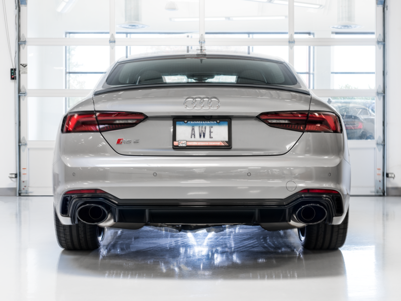 AWE Tuning Touring Edition Exhaust - w/ Diamond Black RS Tips for Audi B9 RS5 3015-33108