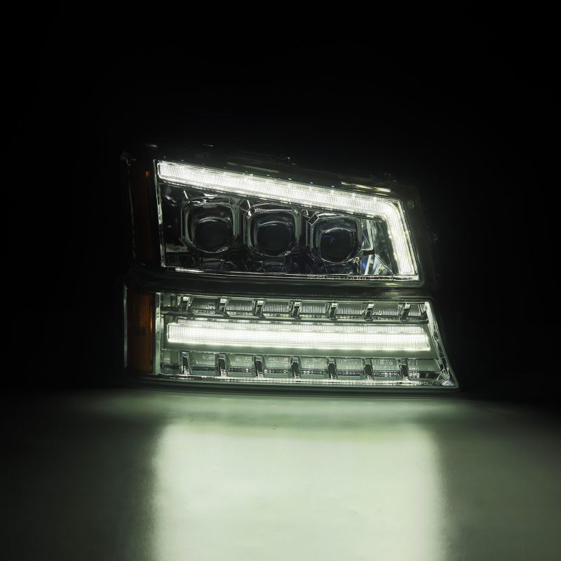 AlphaRex NOVA LED Projector Headlights Chrome 03-06 Chevy Silverado 1500/2500HD/3500HD/Avalanche 880255