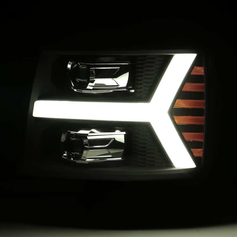 AlphaRex LUXX LED Projector Headlights Plank Style Jet Black for 07-13 Chevy 1500 880223